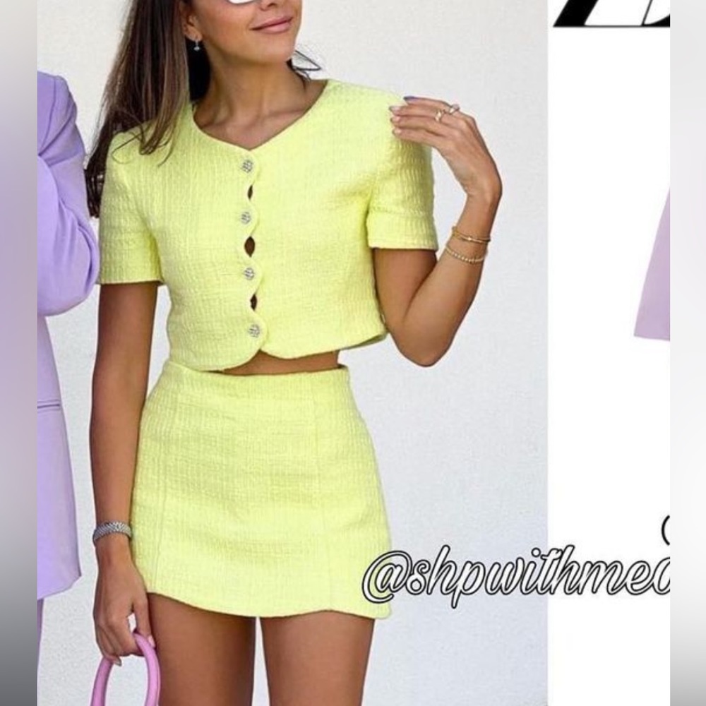 Green/yellow Zara Skirt and short sleeve blazer Size Small